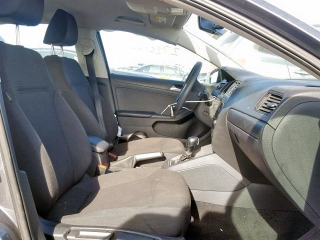 3VW2K7AJ7FM244234 - 2015 VOLKSWAGEN JETTA BASE GRAY photo 5