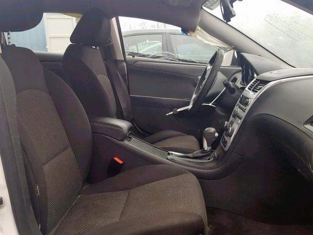 1G1ZC5EU0CF136338 - 2012 CHEVROLET MALIBU 1LT თეთრი ფოტო 5
