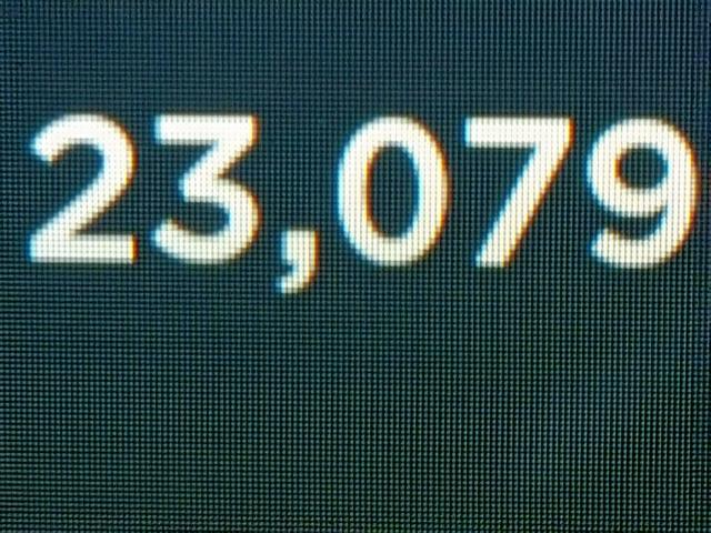 5YJSA1E23GF143994 - 2016 TESLA MODEL S RED photo 8