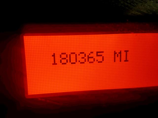 2G2WC55C181180028 - 2008 PONTIAC GRAND PRIX GRAY photo 8