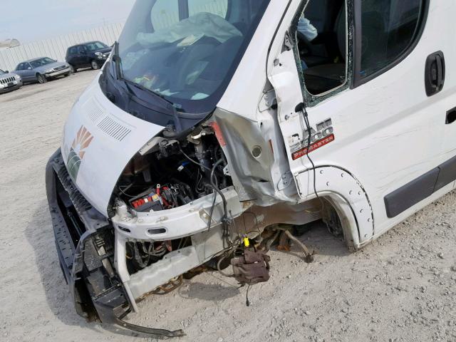 3C6TRVDG9GE102977 - 2016 RAM PROMASTER 白色 照片 9