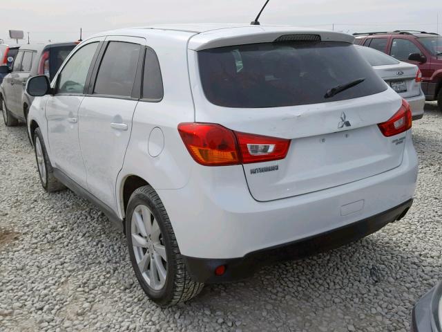 4A4AP3AU3EE020653 - 2014 MITSUBISHI OUTLANDER WHITE photo 3