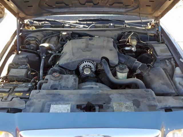 2FAFP71W0WX174670 - 1998 FORD CROWN VICT BLUE photo 7