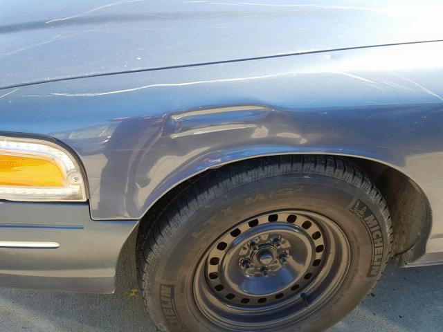 2FAFP71W0WX174670 - 1998 FORD CROWN VICT BLUE photo 9