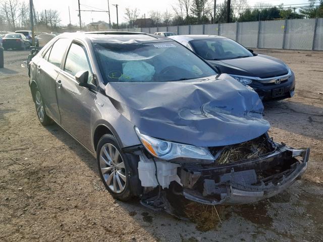 4T1BD1FK1HU214135 - 2017 TOYOTA CAMRY HYBR GRAY photo 1