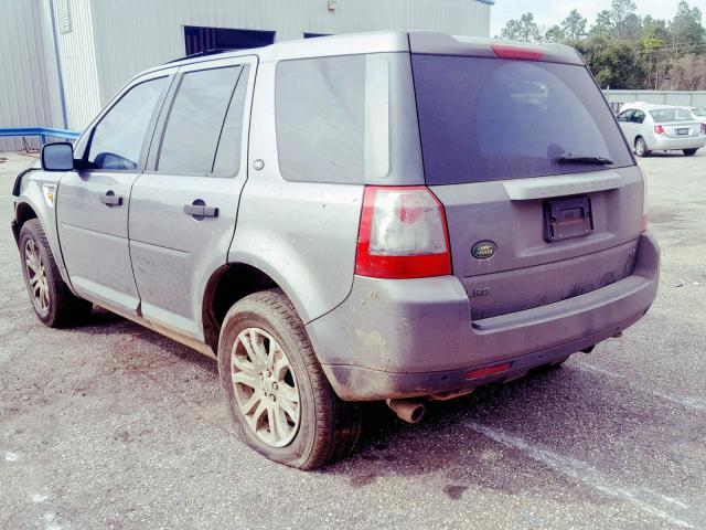 SALFP24N48H036433 - 2008 LAND ROVER LR2 SE GRAY photo 3