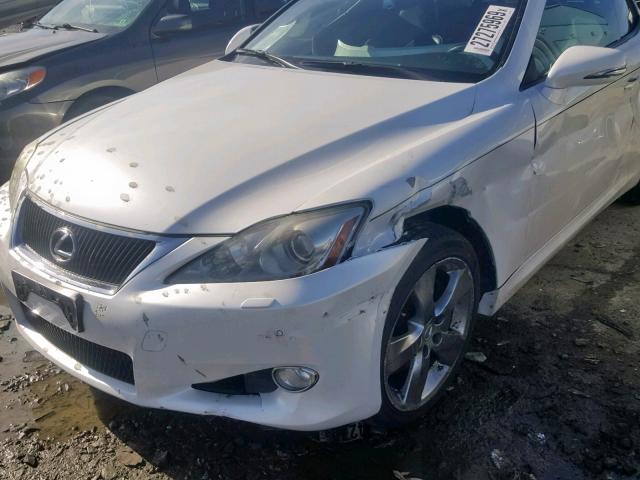 JTHFE2C21A2502623 - 2010 LEXUS IS 350 WHITE photo 10