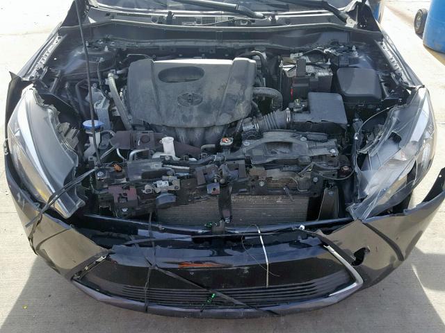 3MYDLBZV0GY122085 - 2016 TOYOTA SCION IA GRAY photo 7