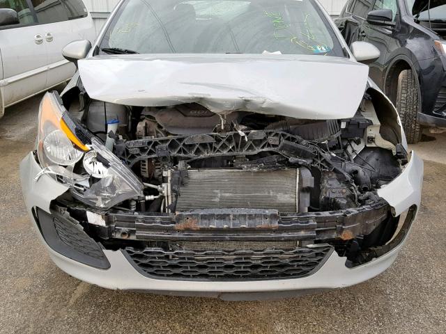 KNADN5A3XC6060651 - 2012 KIA RIO EX SILVER photo 9