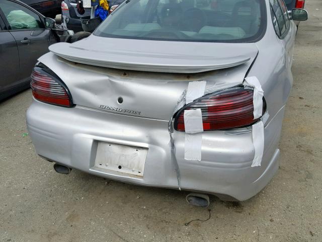 1G2WP52K22F186825 - 2002 PONTIAC GRAND PRIX SILVER photo 9