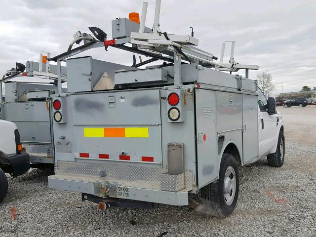 1FDSF30528EC15507 - 2008 FORD F350 SRW S WHITE photo 4