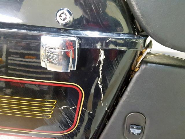 1HD1FCW152Y661482 - 2002 HARLEY-DAVIDSON FLHTCUI BLACK photo 15