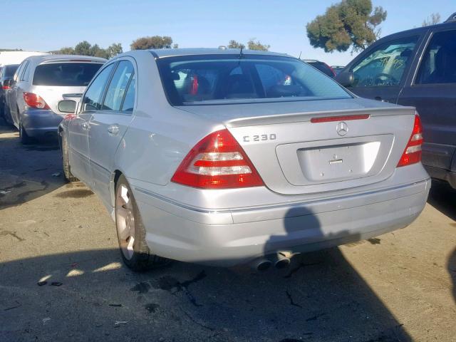 WDBRF52H67F859444 - 2007 MERCEDES-BENZ C 230 SILVER photo 3