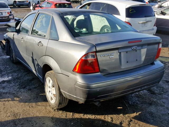 1FAFP34N47W361760 - 2007 FORD FOCUS ZX4 GRAY photo 3