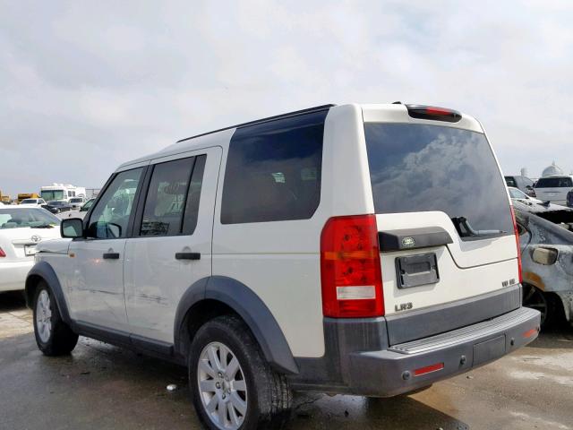 SALAE25466A401304 - 2006 LAND ROVER LR3 SE WHITE photo 3