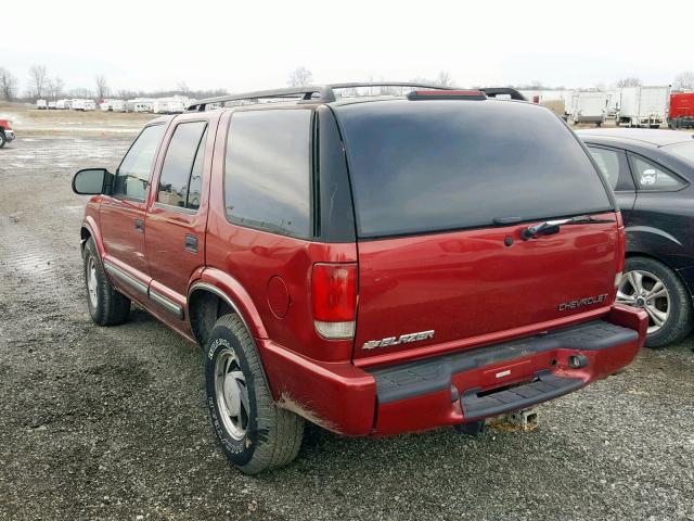 1GNDT13W5Y2219896 - 2000 CHEVROLET BLAZER BURGUNDY photo 3