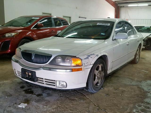 1LNHM87A2YY782766 - 2000 LINCOLN LS WHITE photo 2