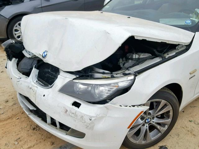 WBANV9C58AC137994 - 2010 BMW 535 XI WHITE photo 9