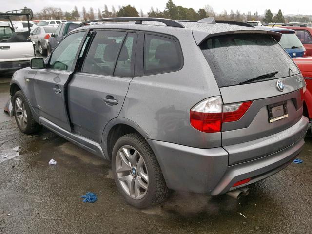 WBXPC93479WJ29536 - 2009 BMW X3 XDRIVE3 GRAY photo 3