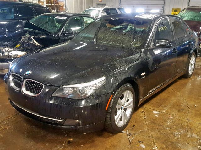 WBANV1C53AC445804 - 2010 BMW 528 XI BLACK photo 2