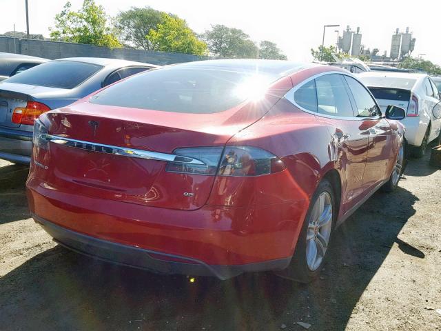 5YJSA1CN4DFP08391 - 2013 TESLA MODEL S RED photo 4