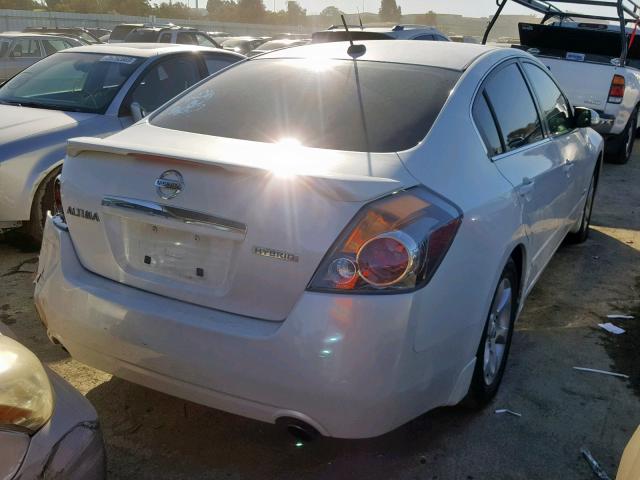 1N4CL21E18C210715 - 2008 NISSAN ALTIMA HYB WHITE photo 4