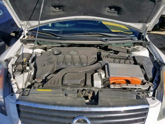 1N4CL21E18C210715 - 2008 NISSAN ALTIMA HYB WHITE photo 7