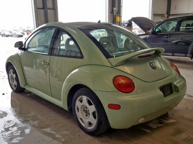3VWCF21C4YM409348 - 2000 VOLKSWAGEN NEW BEETLE 绿色 照片 3