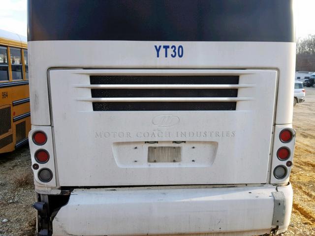 2M93JMPAX4W062399 - 2004 MOTOR COACH INDUSTRIES TRANSIT BU WHITE photo 7