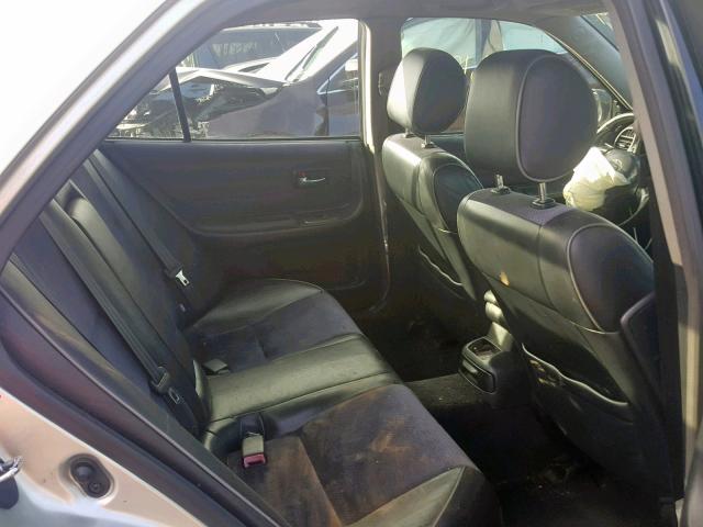 JTHBD192220052206 - 2002 LEXUS IS 300 SILVER photo 6