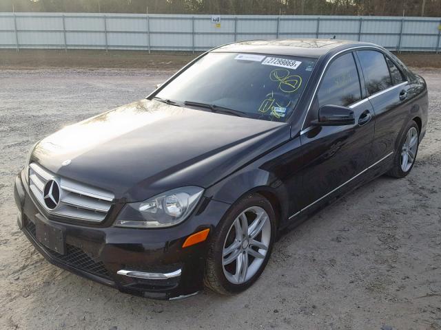 WDDGF4HB6DR253048 - 2013 MERCEDES-BENZ C 250 BLACK photo 2