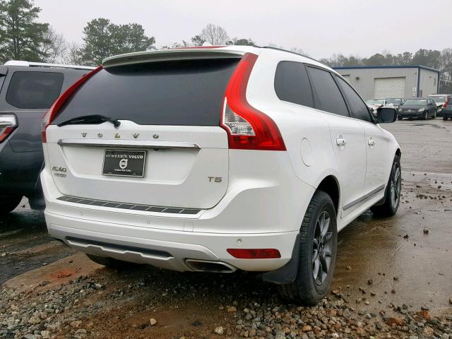 YV440MDRXH2080549 - 2017 VOLVO XC60 T5 WHITE photo 4