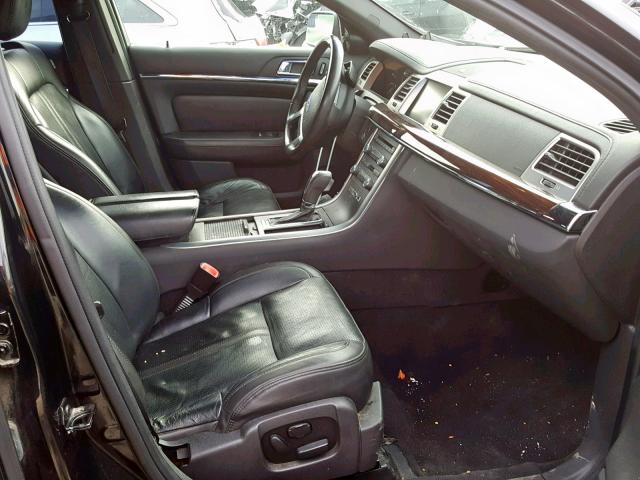 1LNHL9FT0AG604412 - 2010 LINCOLN MKS BLACK photo 5