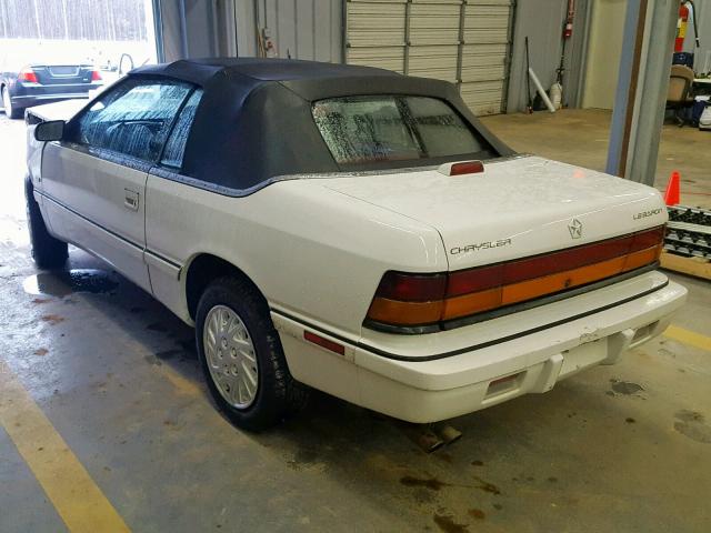 1C3XU4531PF550512 - 1993 CHRYSLER LEBARON WHITE photo 3