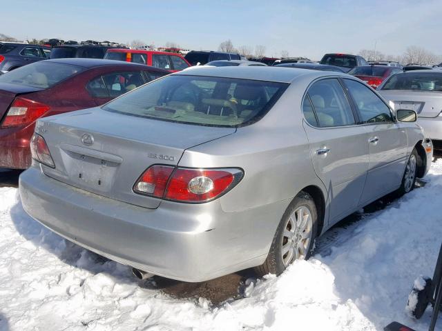 JTHBF30G625023440 - 2002 LEXUS ES 300 SILVER photo 4