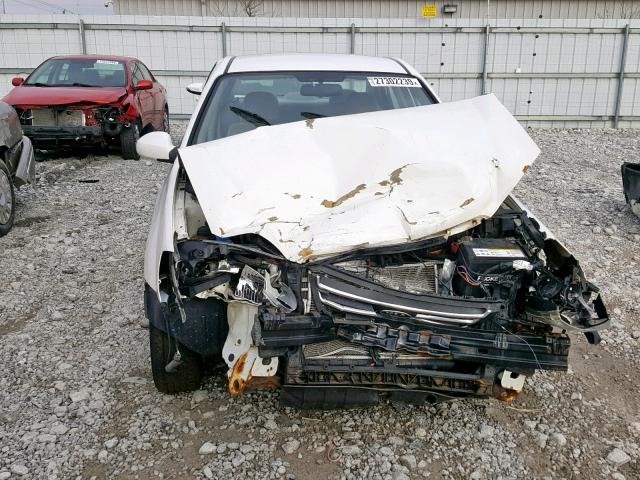 KNAFE221395608363 - 2009 KIA SPECTRA EX WHITE photo 9