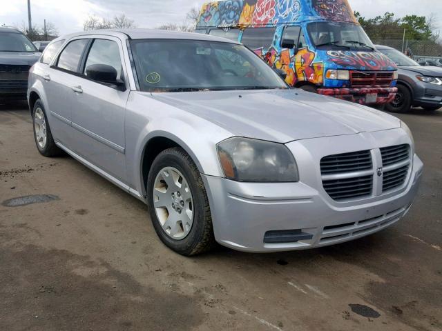 2D4FV47T37H755364 - 2007 DODGE MAGNUM SE SILVER photo 1