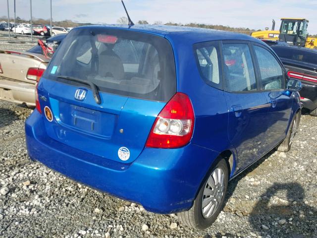 JHMGD38438S046223 - 2008 HONDA FIT BLUE photo 4