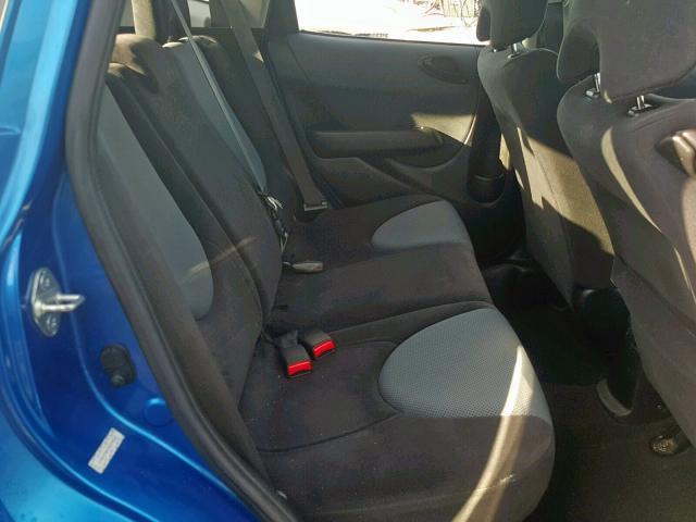 JHMGD38438S046223 - 2008 HONDA FIT BLUE photo 6