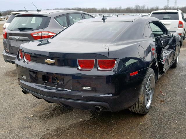 2G1FE1ED2B9131624 - 2011 CHEVROLET CAMARO LS BLACK photo 4