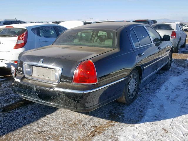 1LNHM85W07Y616825 - 2007 LINCOLN TOWN CAR S BLACK photo 4