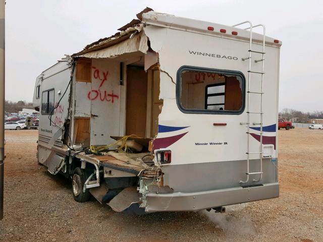 1FDXE45S2YHA47184 - 2000 WINNEBAGO MOTORHOME WHITE photo 3