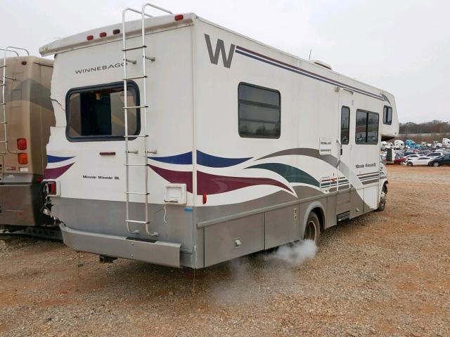 1FDXE45S2YHA47184 - 2000 WINNEBAGO MOTORHOME WHITE photo 4