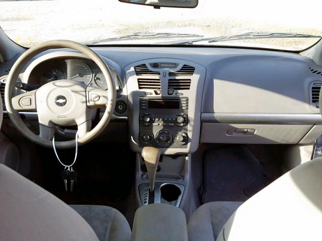 1G1ZT628X4F230533 - 2004 CHEVROLET MALIBU MAX 银色 照片 9