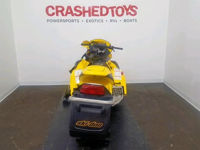 2BPSBN6A96V000343 - 2006 SKI DOO MXZ YELLOW photo 4