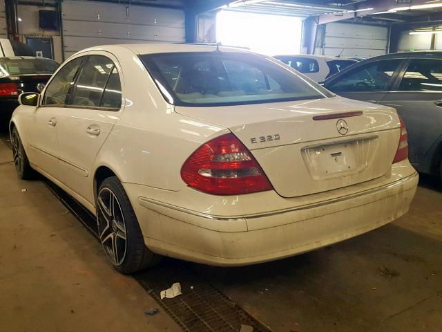 WDBUF65J34A464872 - 2004 MERCEDES-BENZ E 320 WHITE photo 3