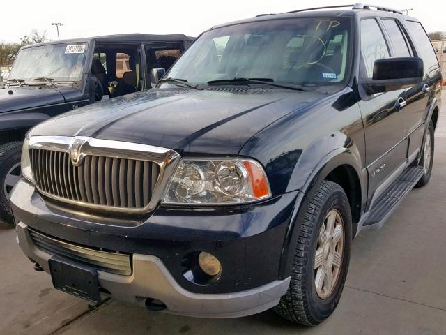 5LMFU28R23LJ08063 - 2003 LINCOLN NAVIGATOR Қара фото 2