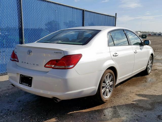 4T1BK36B16U115281 - 2006 TOYOTA AVALON XL WHITE photo 4