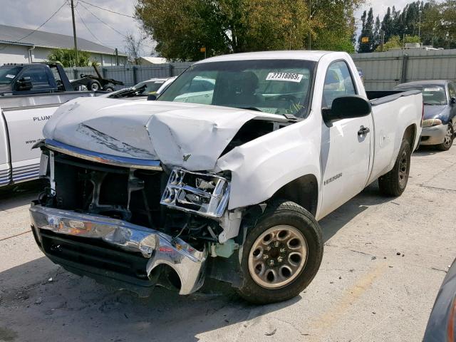 1GTEC14C38Z223308 - 2008 GMC SIERRA C15 WHITE photo 2