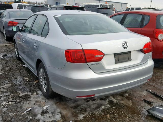 3VW2K7AJ4DM303818 - 2013 VOLKSWAGEN JETTA BASE SILVER photo 3